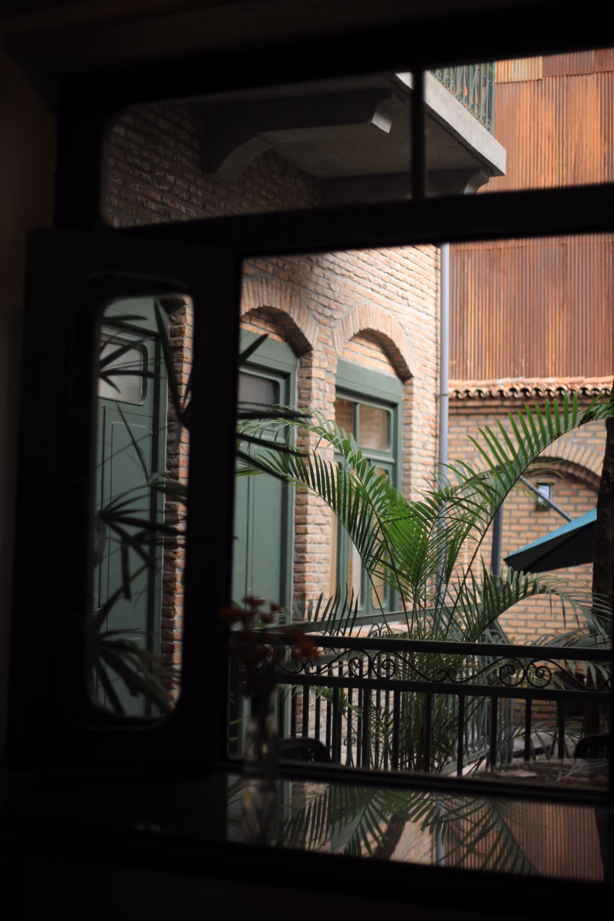 Traditional architecture at Kazheh Boutique Hotel